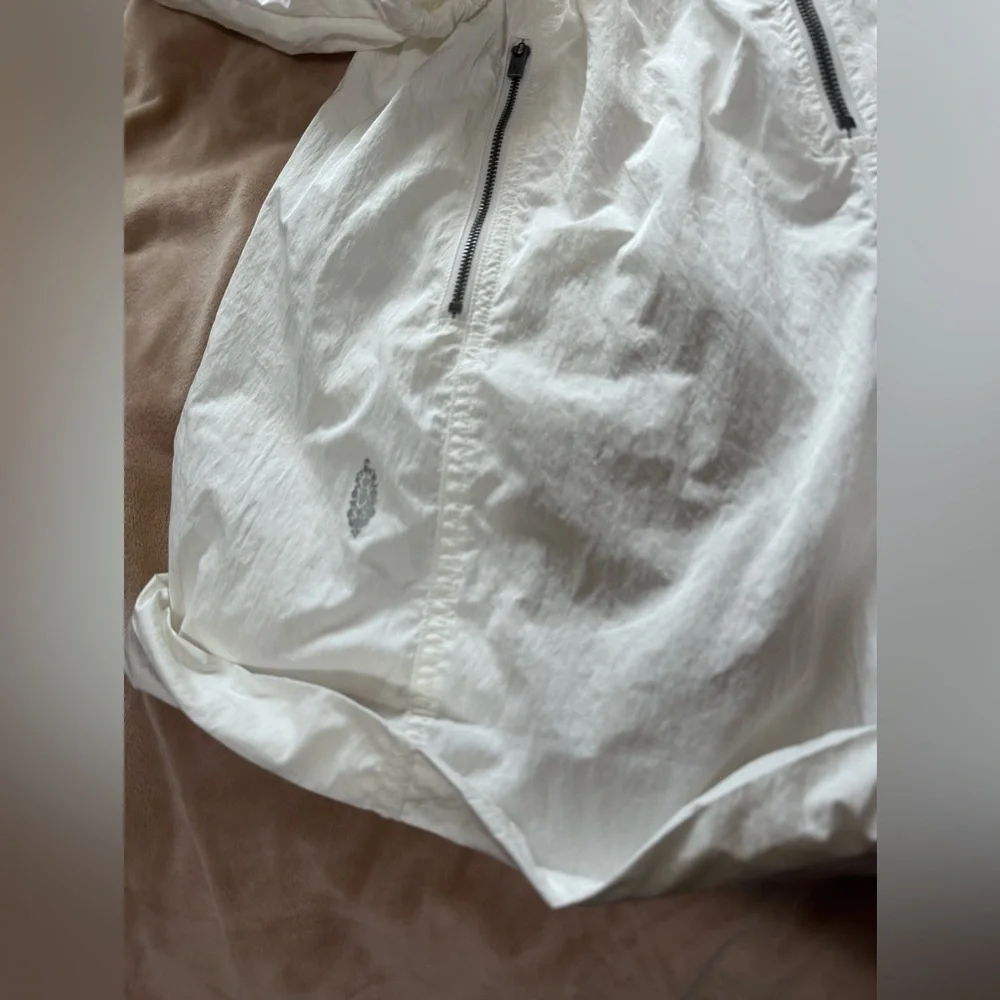 Free people movement white one piece romper. Size m. Excellent condition. - Picture 4 of 7